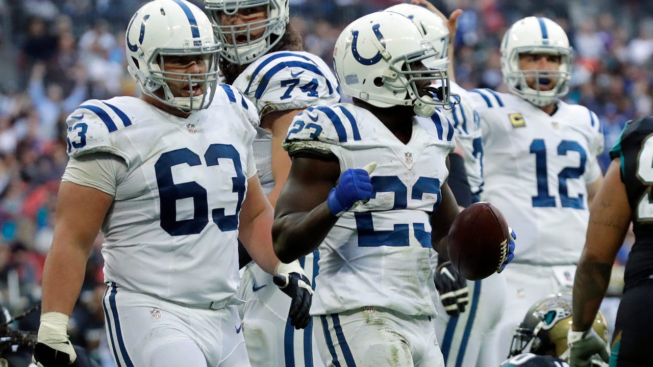 Colts' slumping defense faces Bears' struggling offense